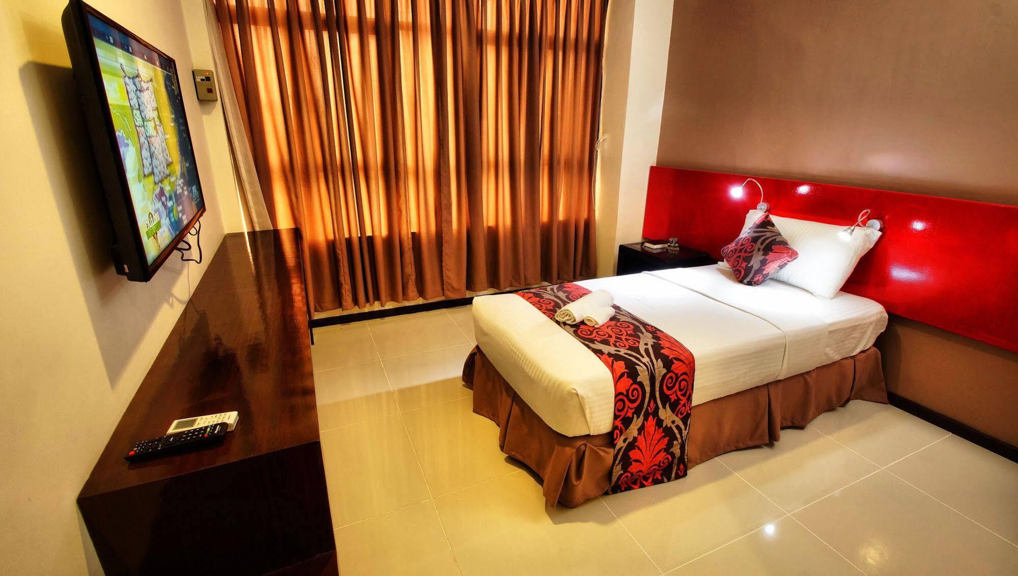 Big Daddy Hotel And Convention Center Butuan City Exterior foto